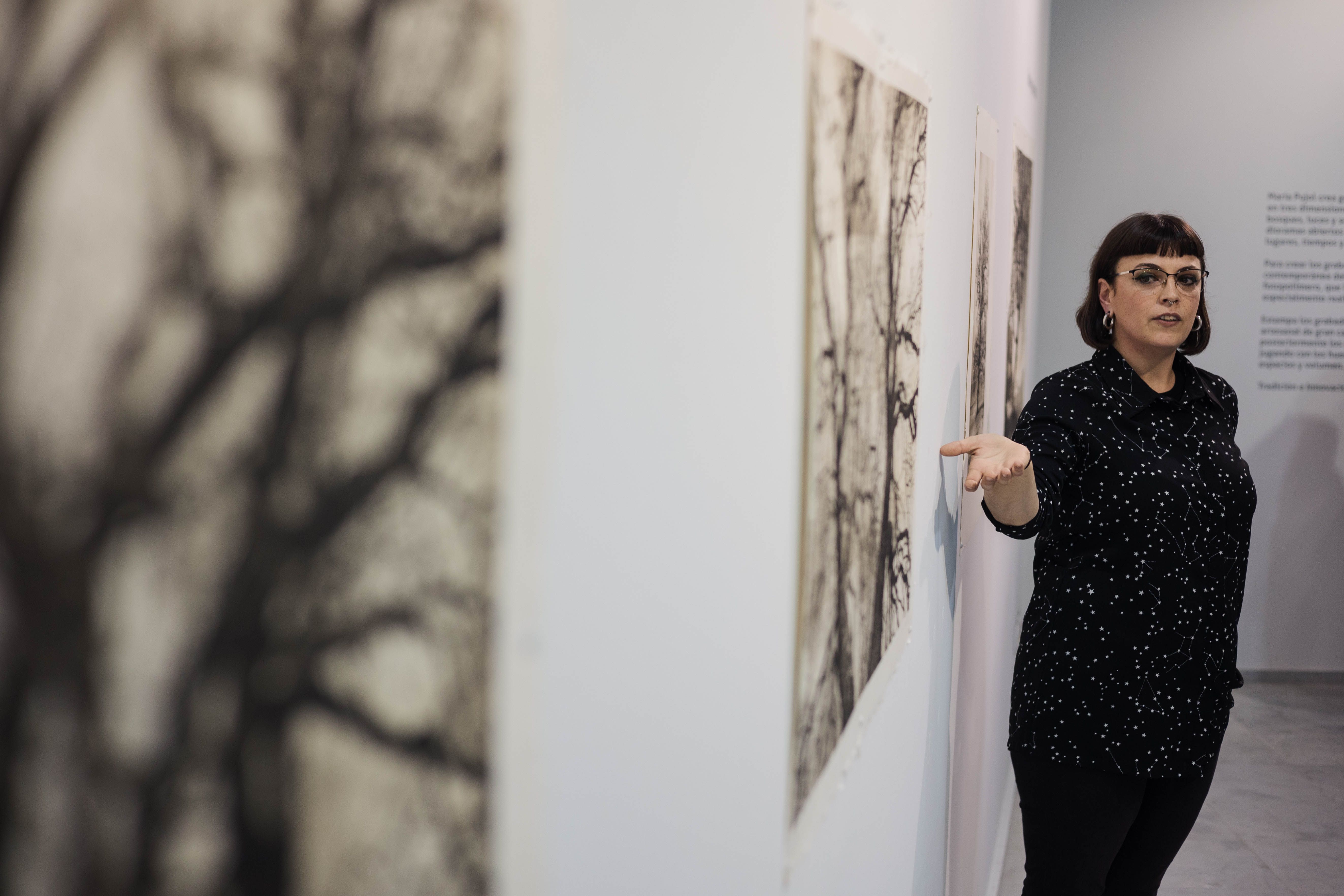 La artista María Pujol expone arte en 3D en el Campus de Jerez.