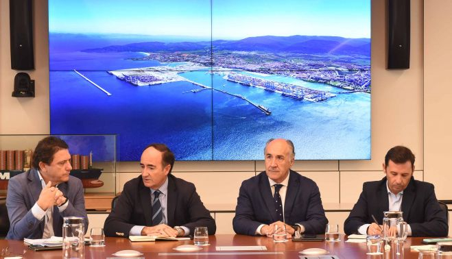 Gerardo y José Ignacio Landaluce, presidente de la autoridad portuaria de Algeciras y alcalde, respectivamente. AYTO ALGECIRAS