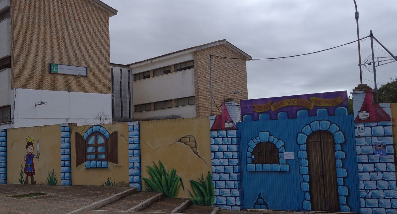 El CEIP San Vicente de Paúl, un colegio de Jerez en el que doce niños se han quedado sin ser atendidos.