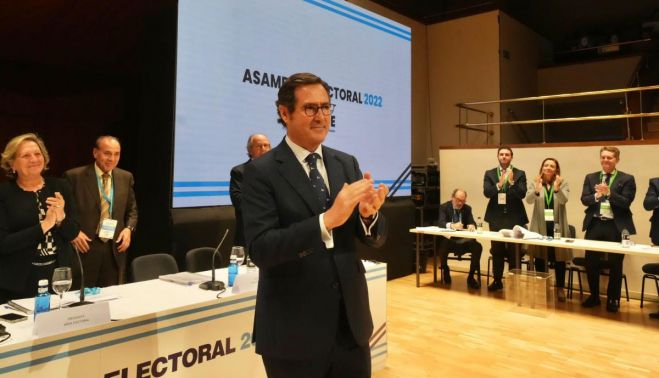 Garamendi, reelegido presidente de la CEOE.