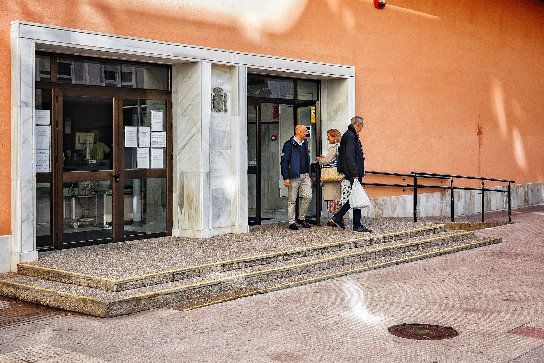 Ocho juzgados de Cádiz afectados por la clausura de su sede.