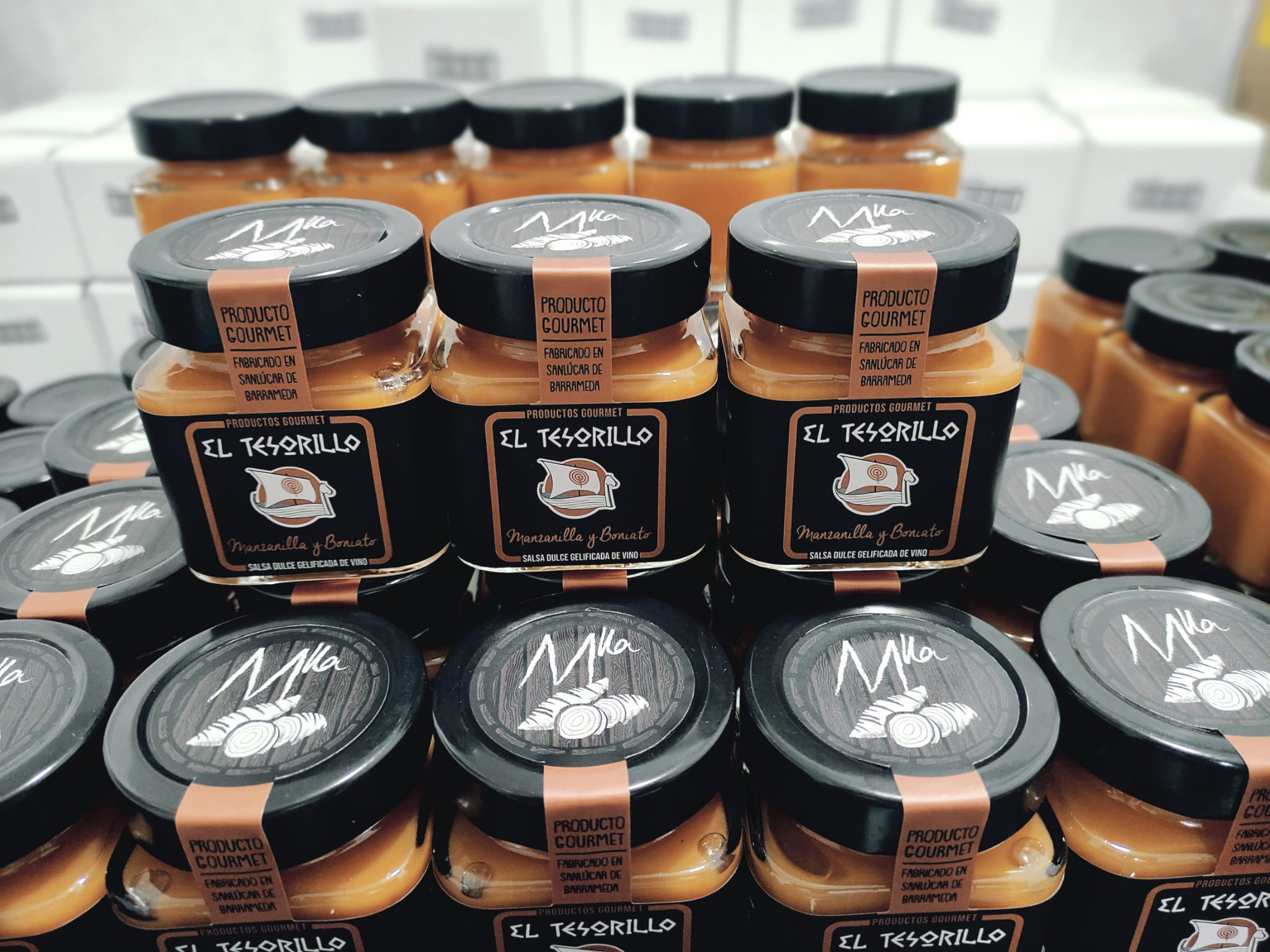 Mermelada de Productos Gourmet El Tesorillo. Mermeladas con manzanilla y boniato: la apuesta de una empresa sanluqueña para enfrascar la esencia de la ciudad