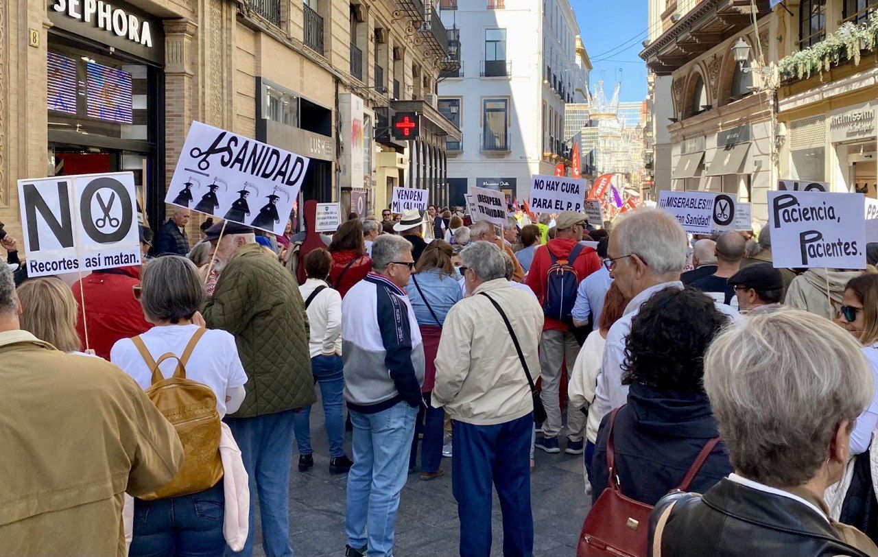 Imagen de una manifestación en defensa de la Sanidad Pública en Sevilla.  