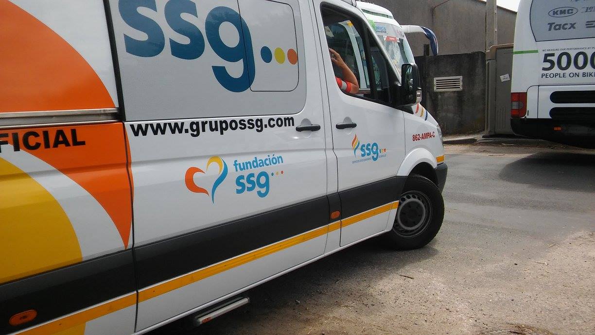 Una ambulancia del grupo SSG, encargada del transporte sanitario en la comarca de Jerez, en una imagen de archivo.