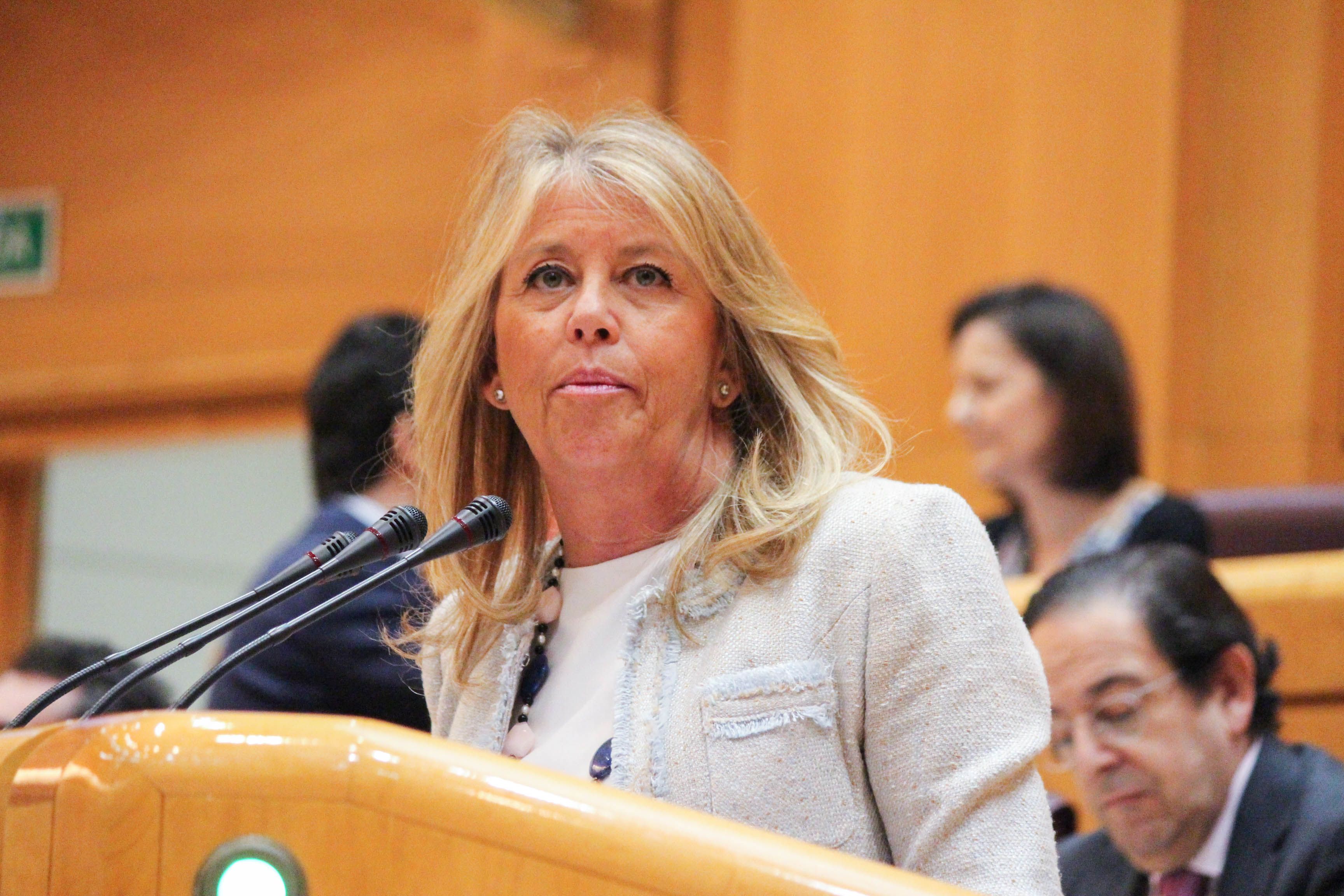 Ángeles Muñoz, alcaldesa de Marbella, en el Senado.