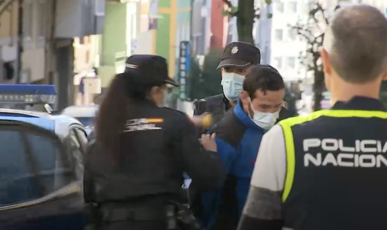 El asesino de Cristina Cabo, en una imagen de 'TVG', confiesa que la mató de 44 cuchilladas por no darle dinero.