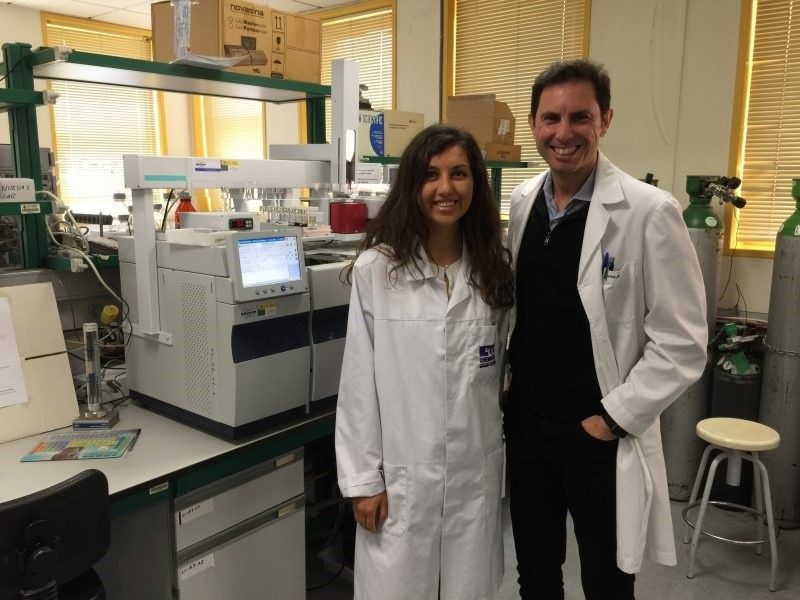 Los coautores del trabajo Simona Gherghel y Javier Arrebola. FOTO: Fundación Descubre