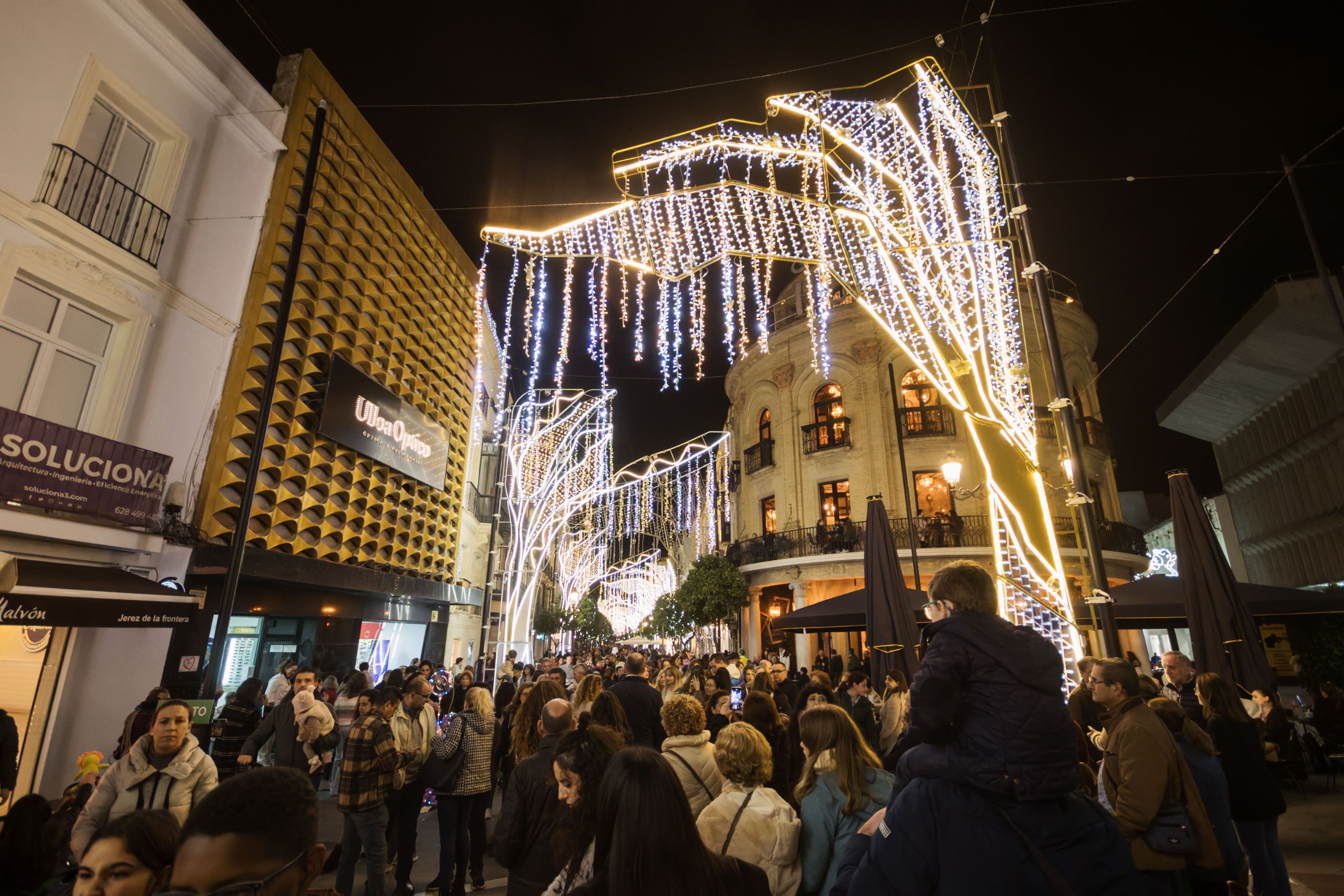 El alumbrado de Navidad en Jerez, el pasado año 2022.