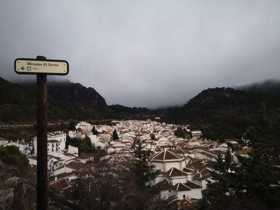 Intensas lluvias se esperan en Grazalema. Las provincias de Cádiz y Málaga, en aviso naranja. RG