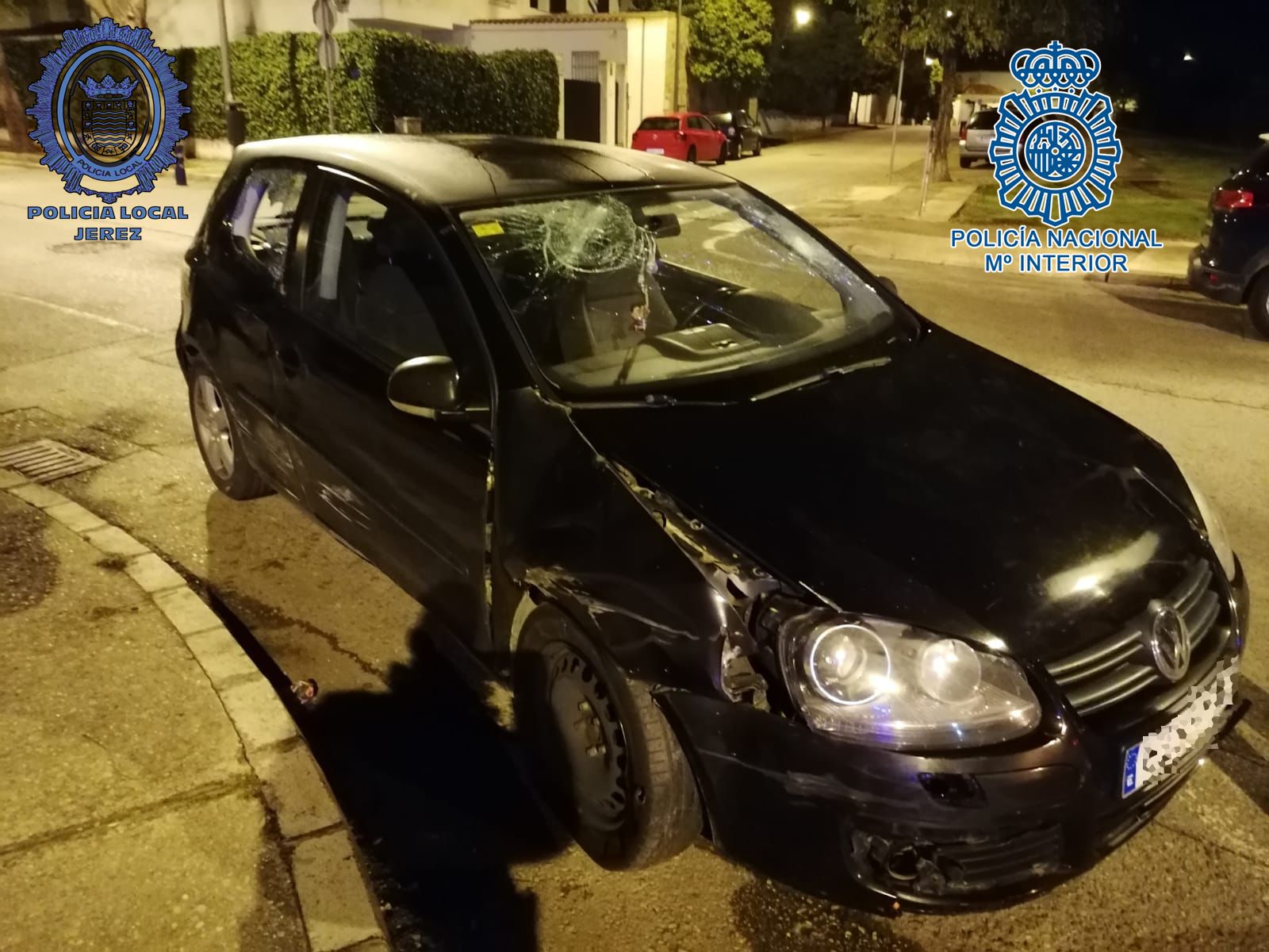 Terror en la avenida de México de Jerez: deja tres heridos en un atropello múltiple e intencionado. En la imagen, el vehículo utilizado.