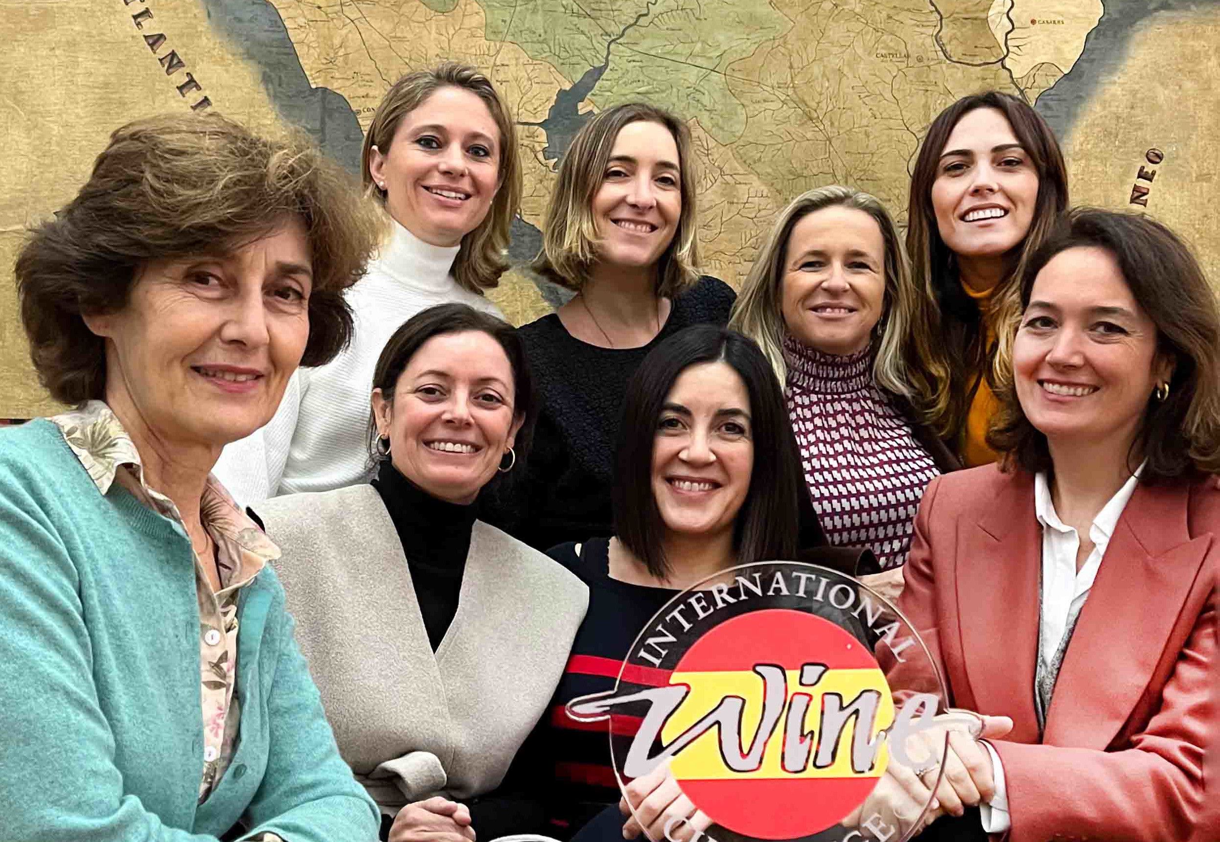 Equipo de la campaña ganadora en los International Wine Challenge 2022.