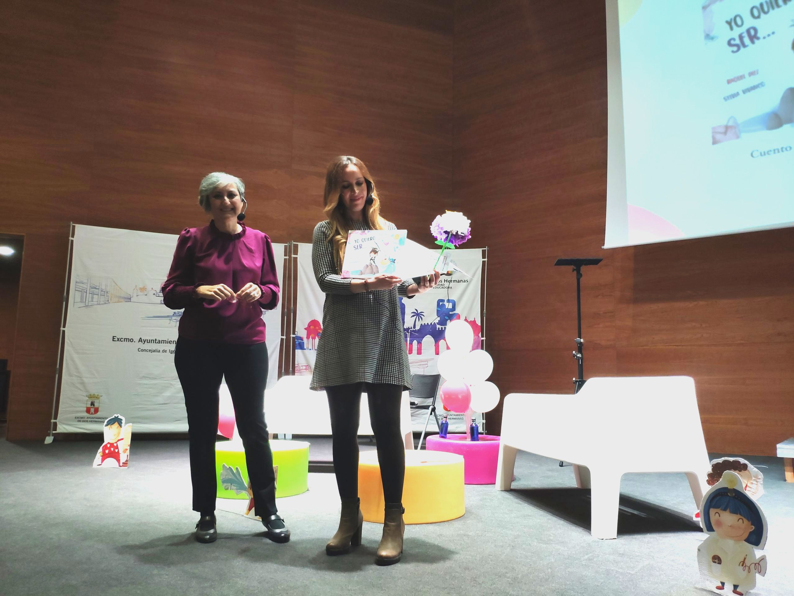 Presentación del cuento ilustrado 'Yo quiero ser...' de la profesora jerezana Raquel Díez en Dos Hermanas. Presentación del cuento ilustrado 'Yo quiero ser...' de la profesora jerezana Raquel Díez en Dos Hermanas.
