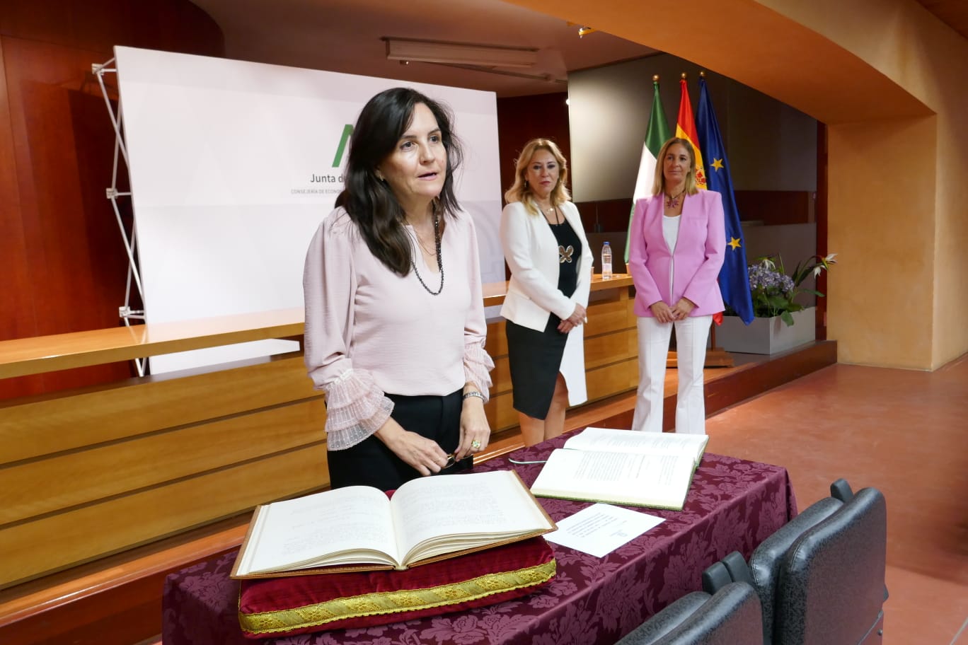 Esperanza Nieto Lobo era directora general de Planificación, Política Económica y Financiera de la Junta de Andalucía.