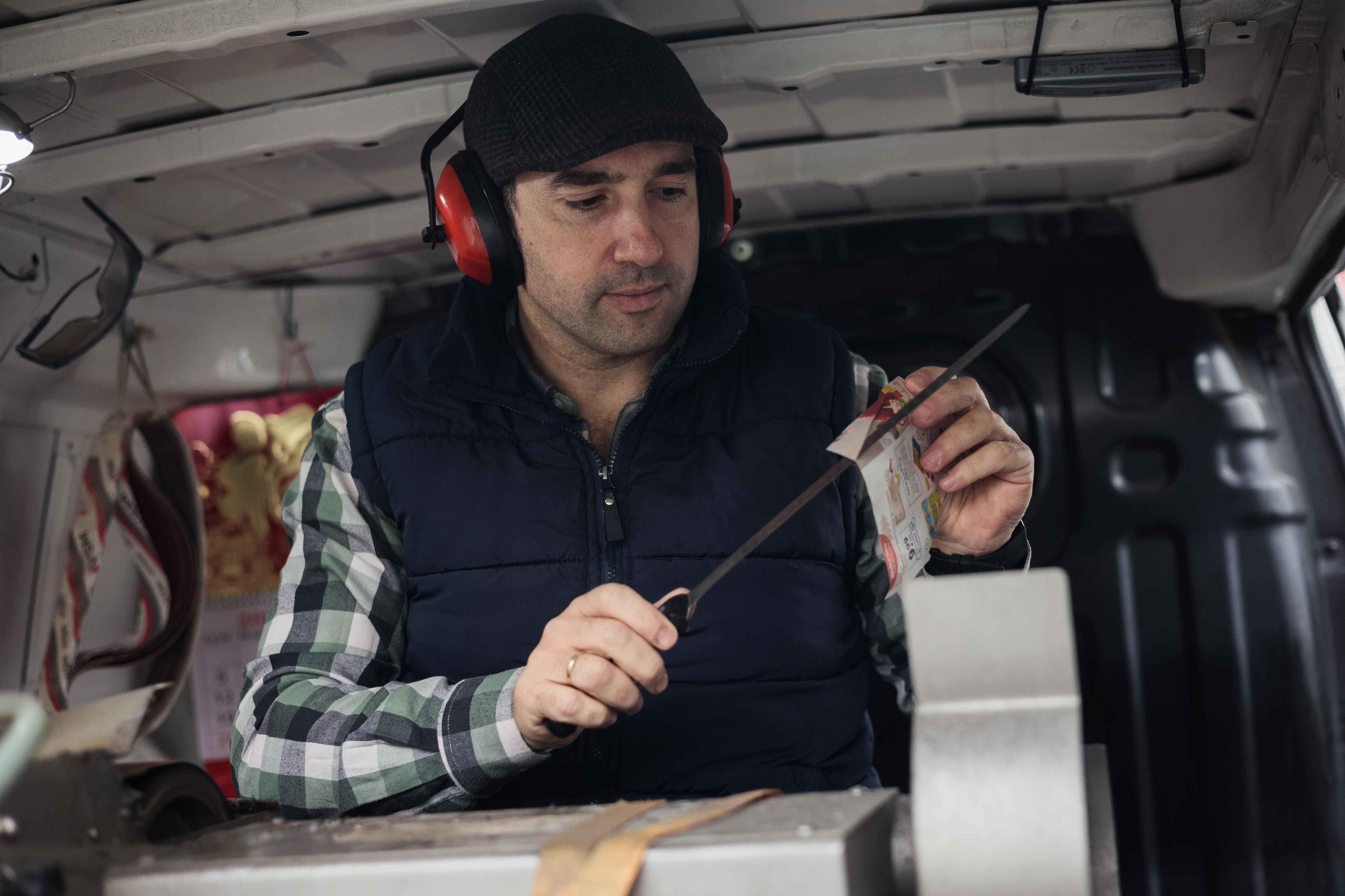 JOSE MIGUEL AFILADOR 6