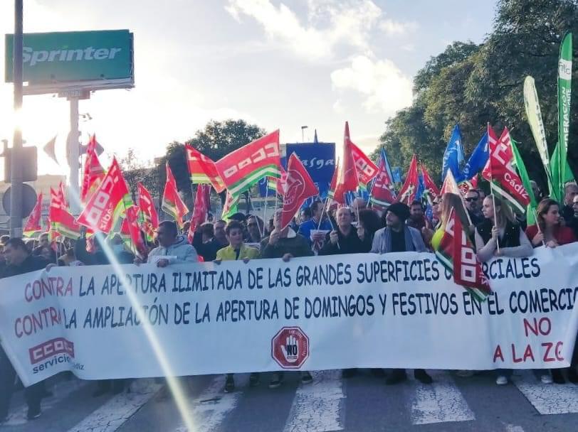Manifestación de CCOO contra la amplicación de horarios del comercio.