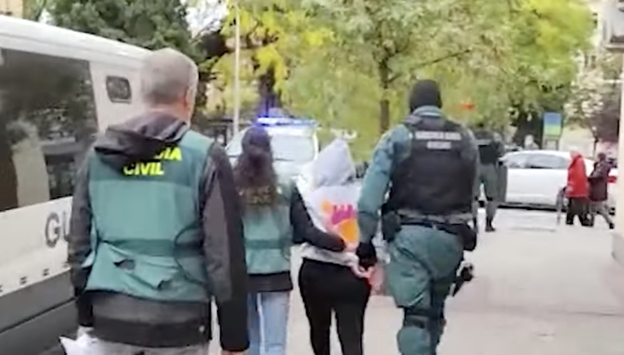 Una de las detenidas por extorsionar con vídeos sexuales manipulados.