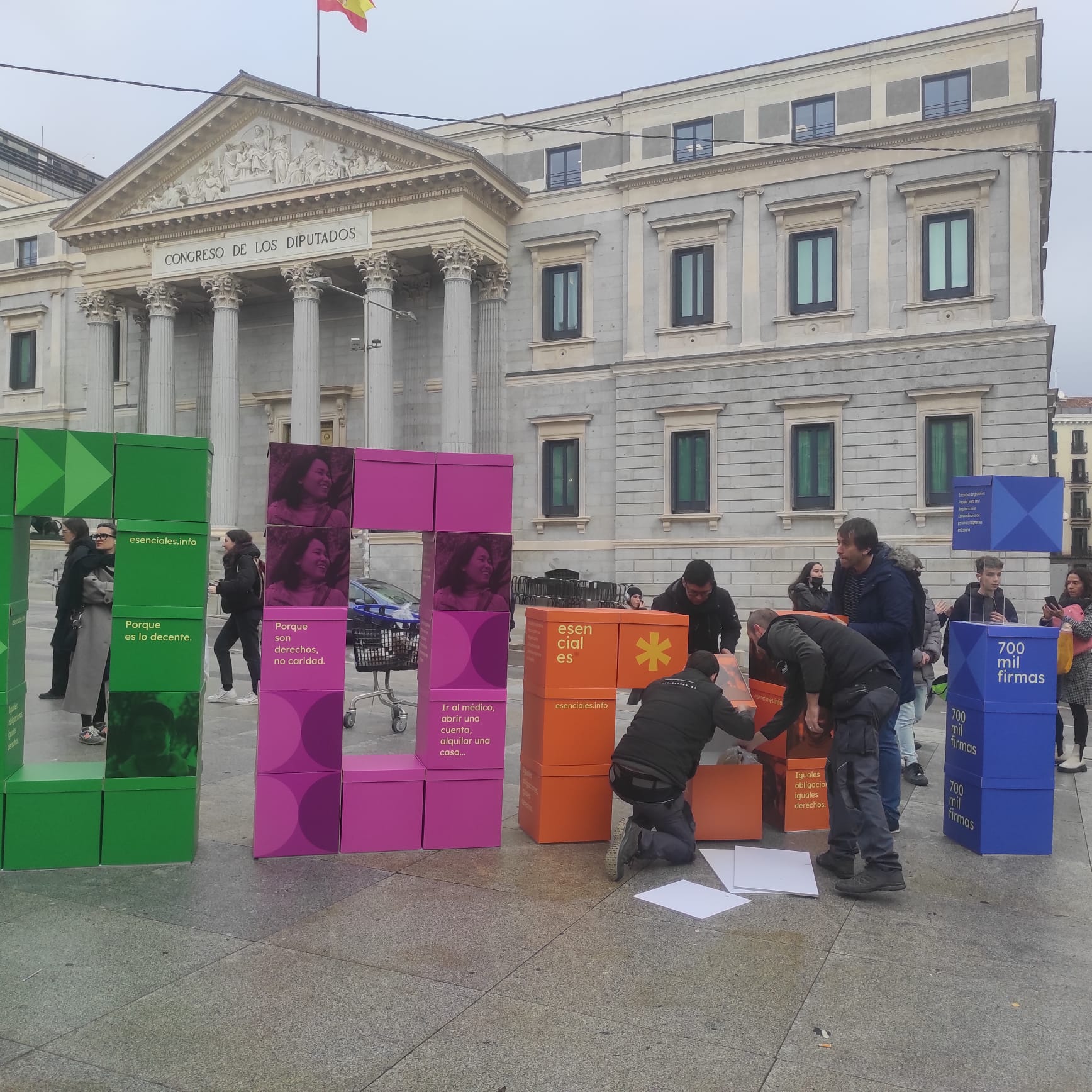 Un instante del acto de este mediodía ante el Congreso de los Diputados.