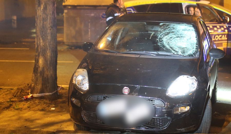 El coche del conductor que mató a un joven en Sevilla.