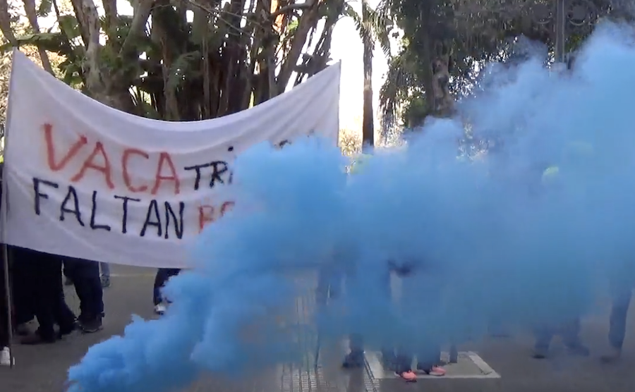 Protesta de los bomberos en Cádiz.