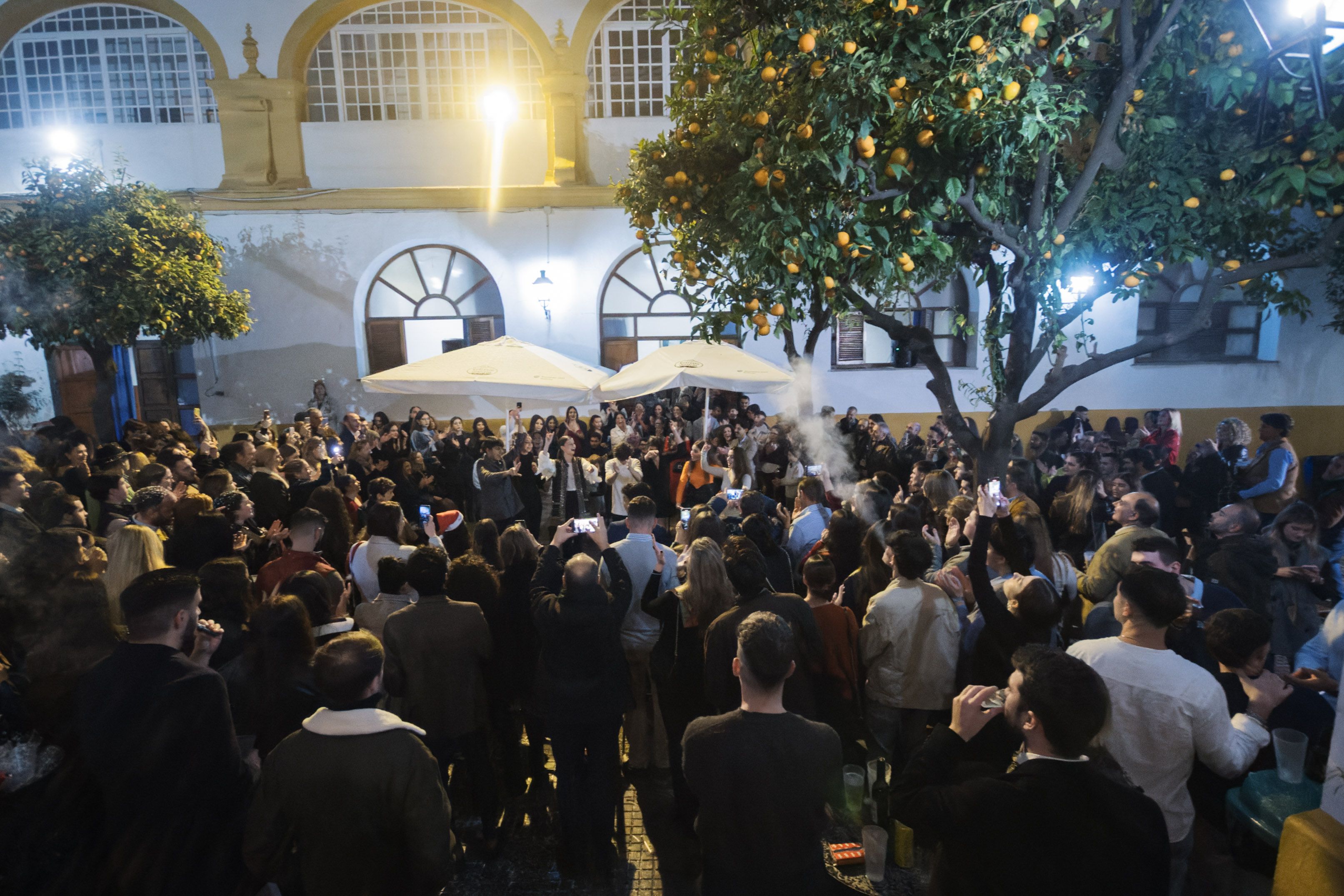 Últimas zambombas en el centro de Jerez