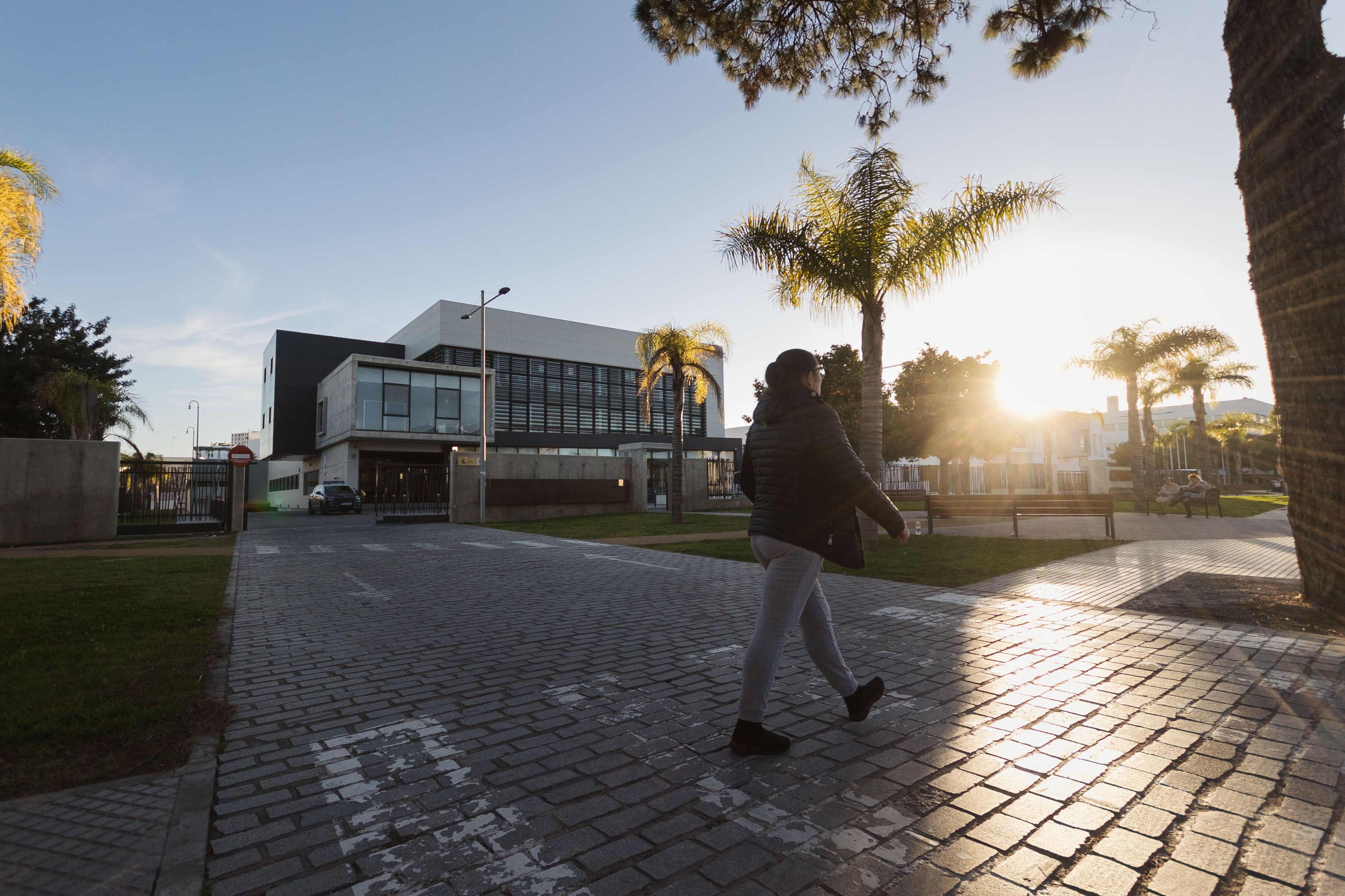 El agresor está en calabozos de la Comisaría tras golpear a una menor con un martillo en la cabeza.
