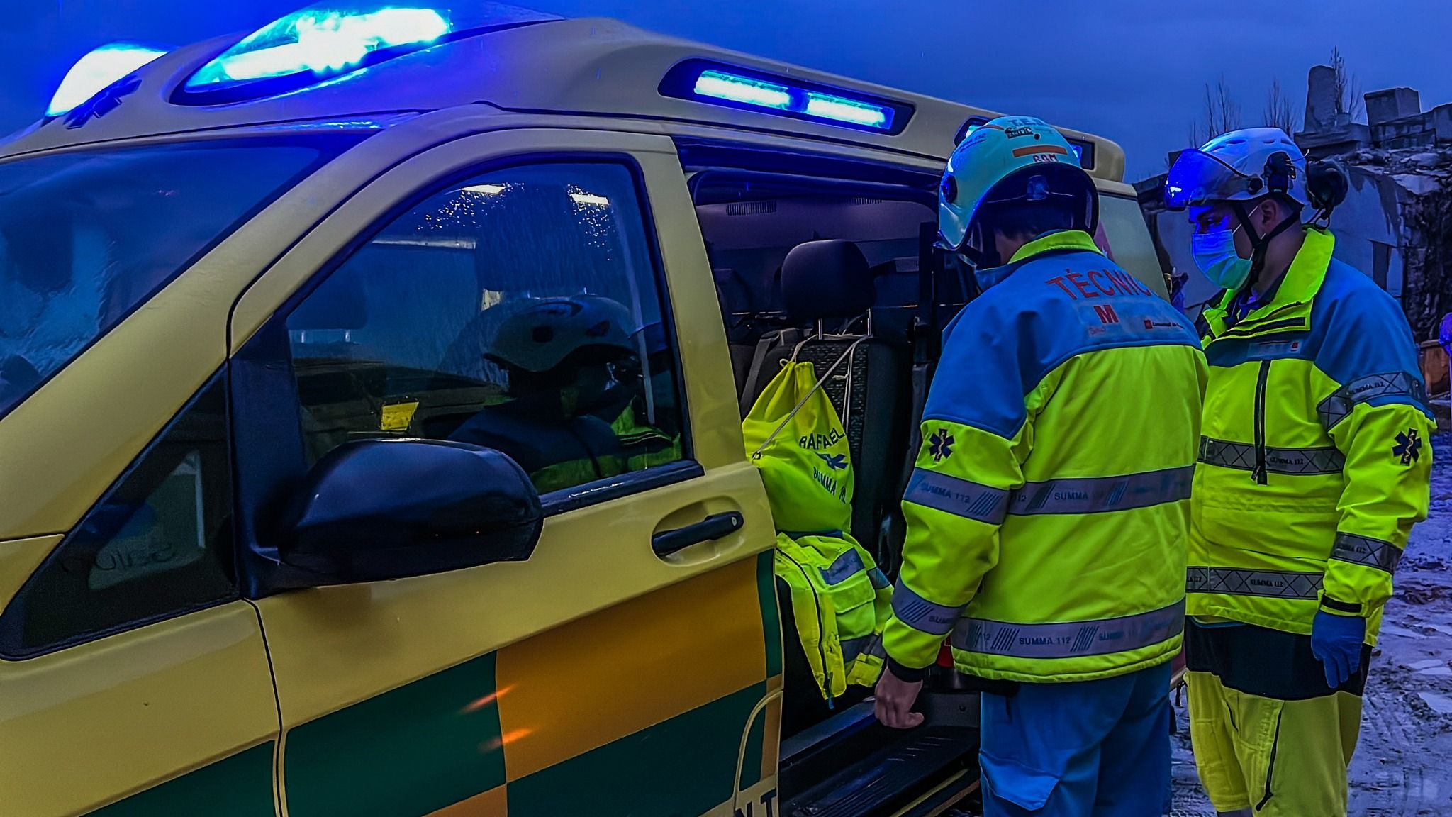 Hallan a una joven muerta en una casa de Puente de Vallecas. EMERGENCIASMADRID Hallan a una joven muerta en una casa de Puente de Vallecas. EMERGENCIASMADRID
