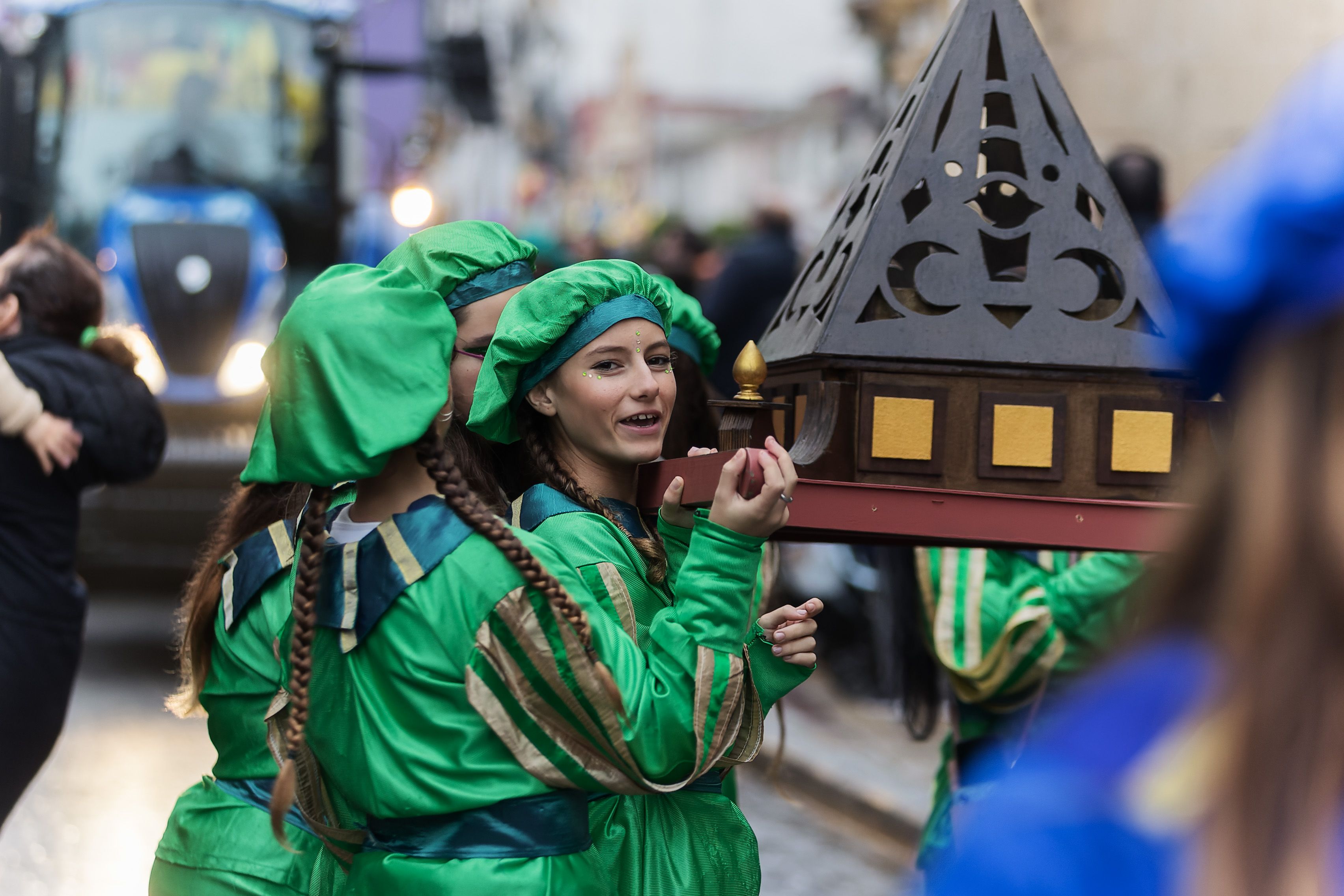 La cabalgata de la Cartera Real a su paso por las calles de Jerez