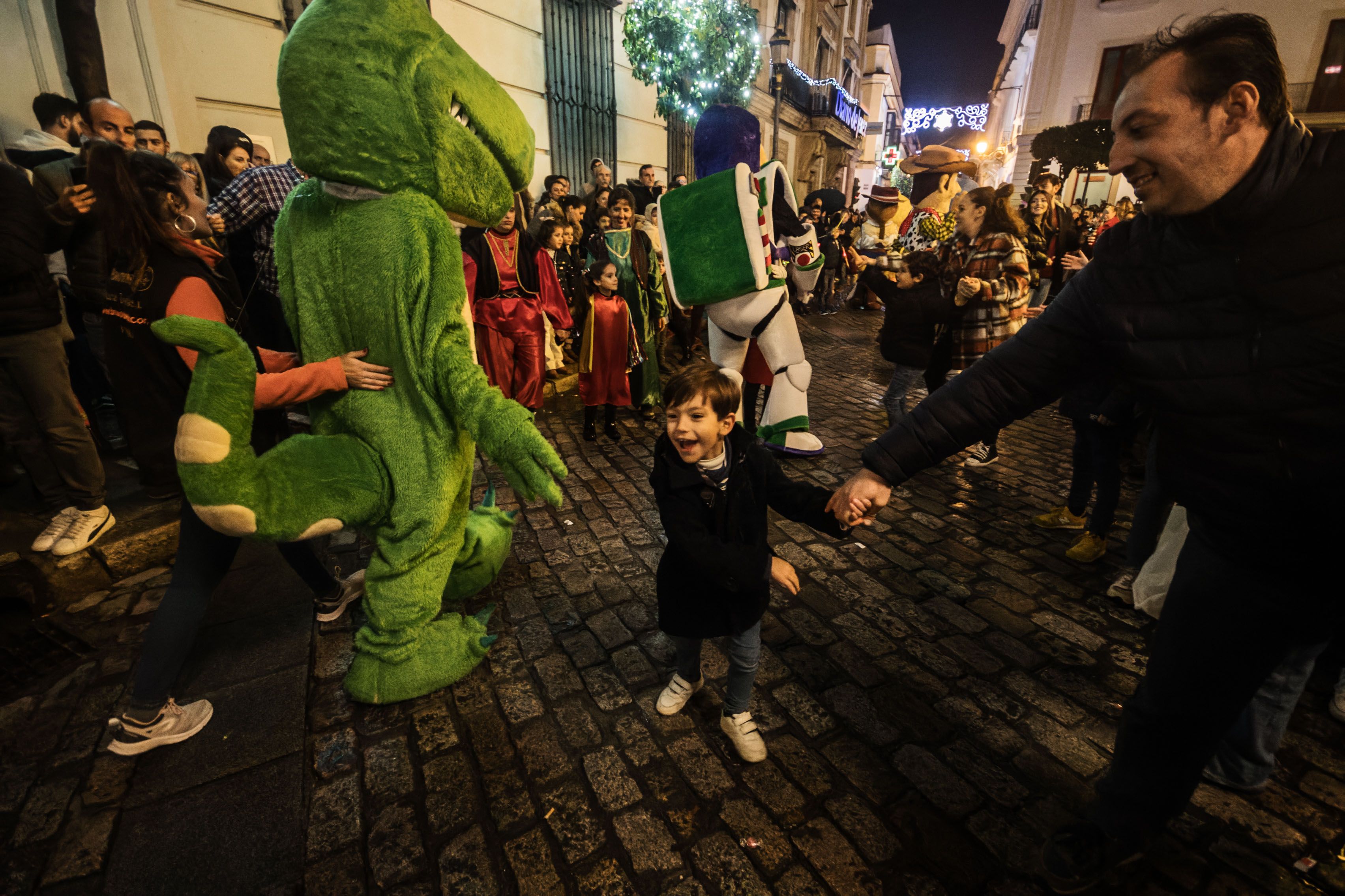 La cabalgata de la Cartera Real a su paso por las calles de Jerez