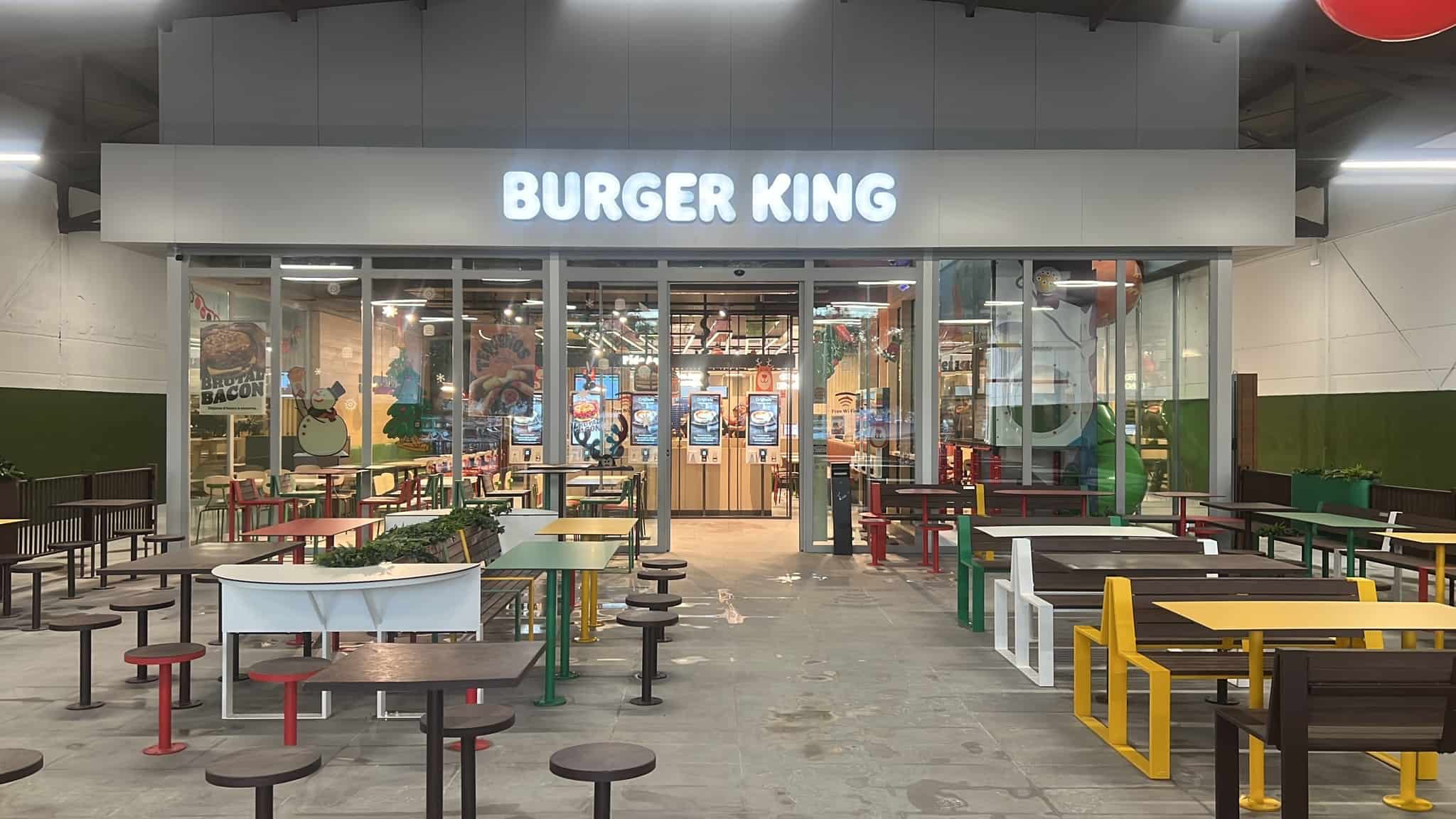 Burger King abre su sexto restaurante en Jerez y supera los 1.000 puestos de trabajo en la provincia.