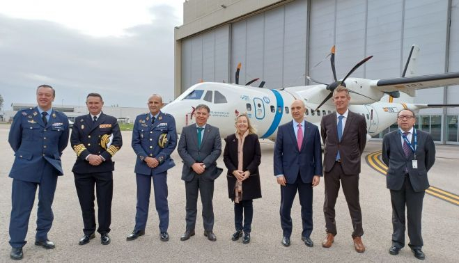 La secretaria de Estado de Defensa asiste a la entrega de la plataforma aérea de investigación al INTA. DEFENSA