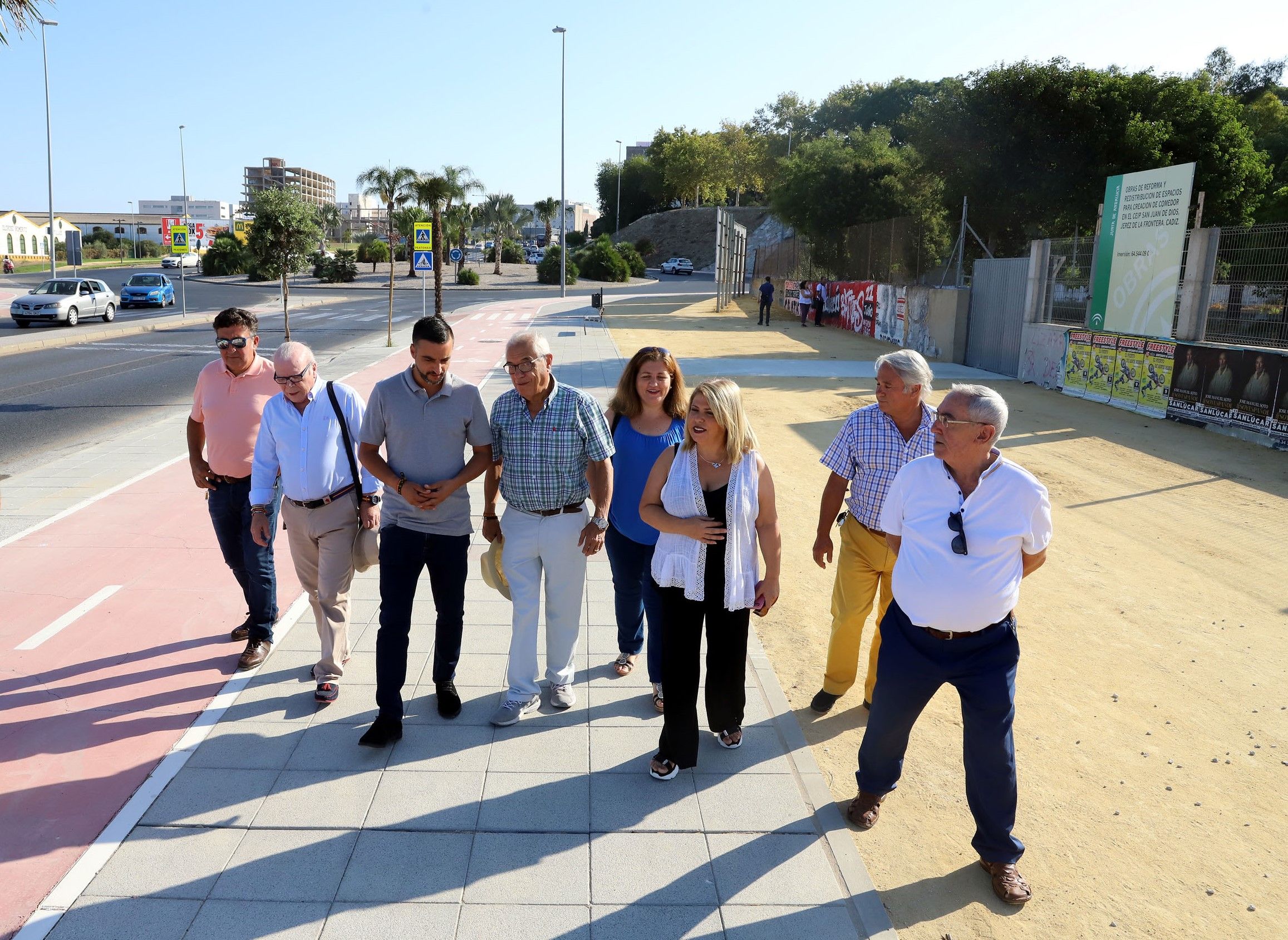 Un momento de la visita institucional a las obras de urbanización de Reina Sofía.