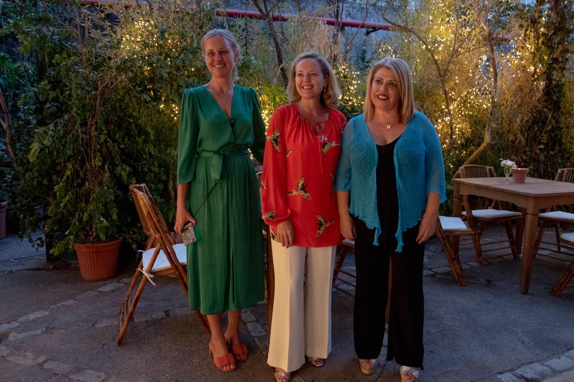 La ministra de Economía y Empresa en funciones, Nadia Calviño y la alcaldesa de Jerez, Mamen Sánchez Díaz, junto a Beatriz Vergara, directora del Tío Pepe Festival, el pasado miércoles. FOTO: Archivo Fotográfico de TÍO PEPE FESTIVAL. Fotógrafo: Miguel Áng