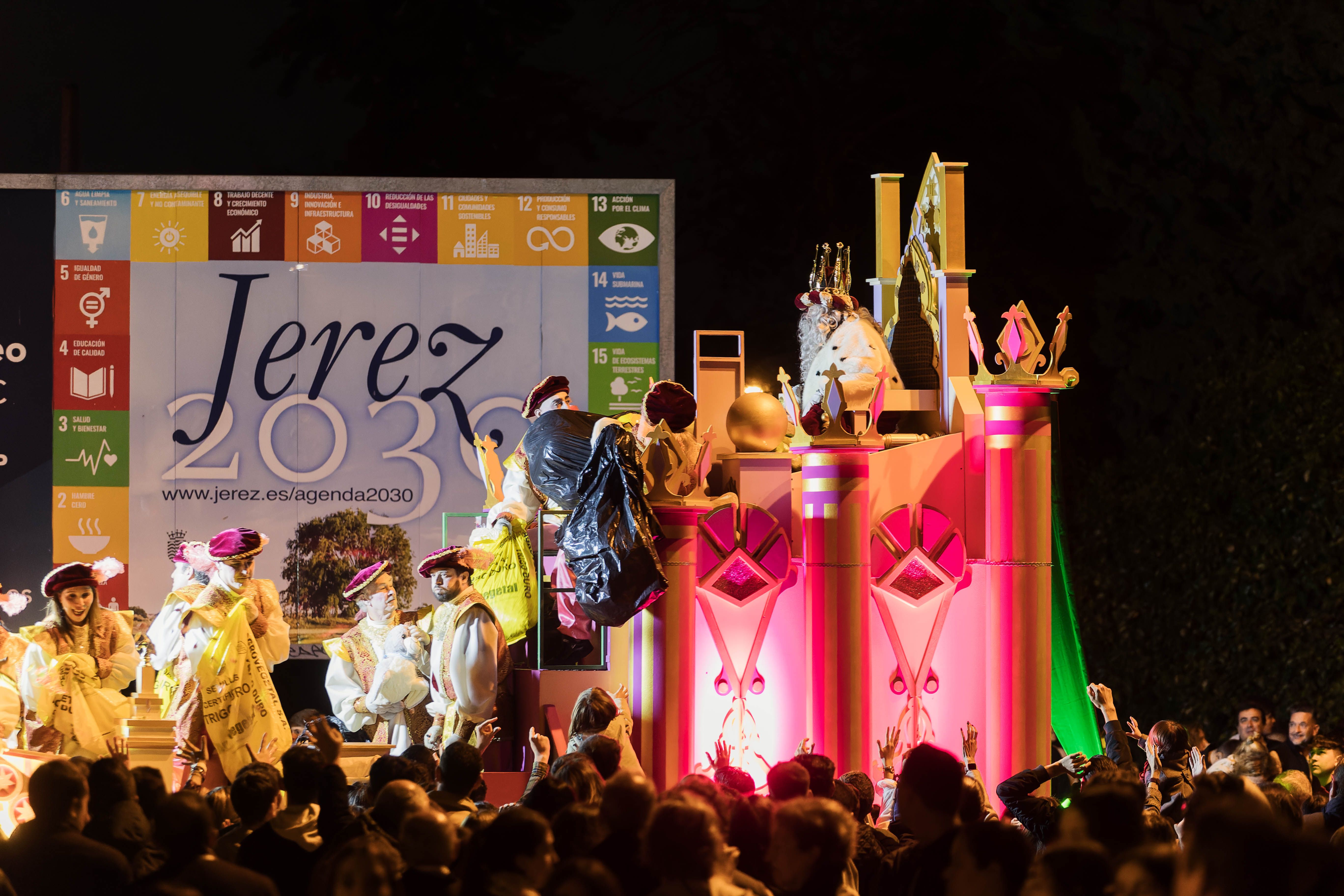 Imagen de la cabalgata de Reyes Magos en Jerez.
