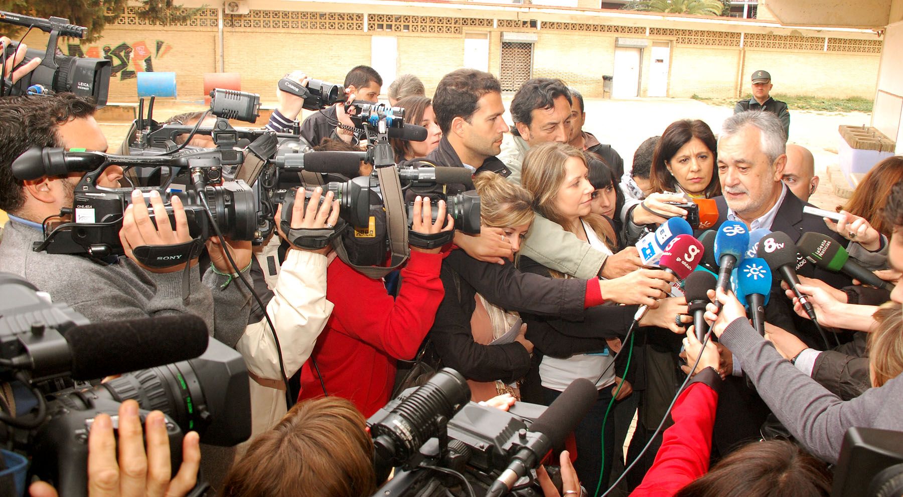 Griñán en una comparecencia durante su etapa de presidente de la Junta. PSOE