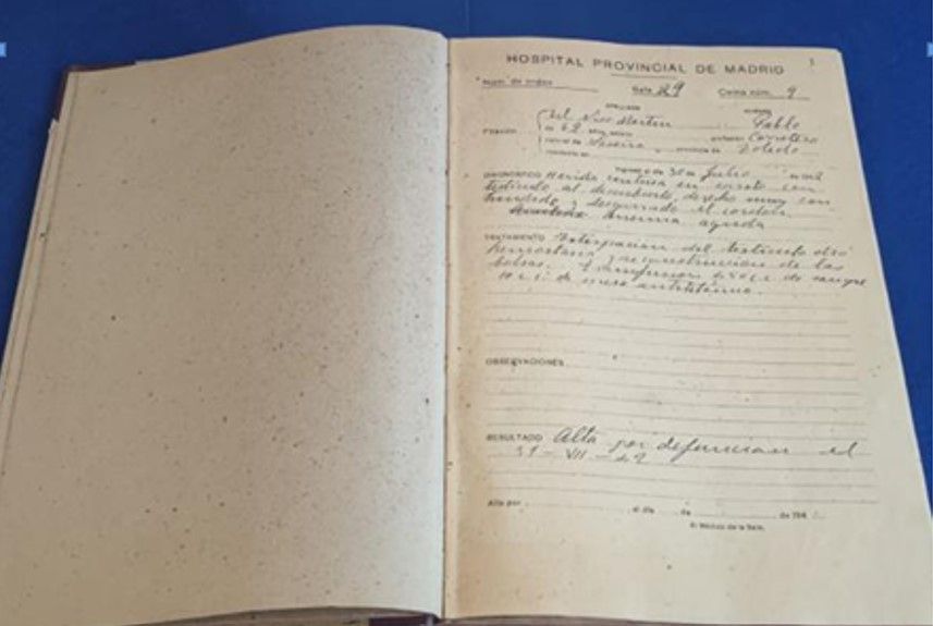 Uno de los libros encontrado en internet. POLICÍA NACIONAL