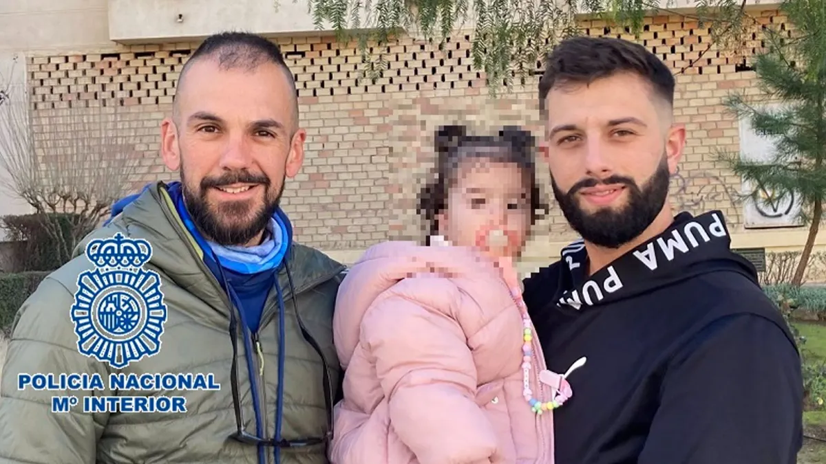 La Policía salva la vida a un bebé en Antequera ante los gritos desesperados de su padre