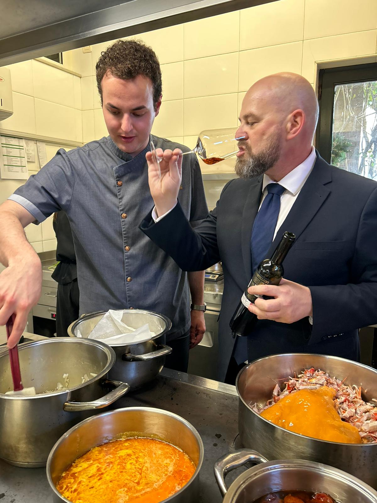 Chef y sumiller de Casa Marcial.    COPA JEREZ