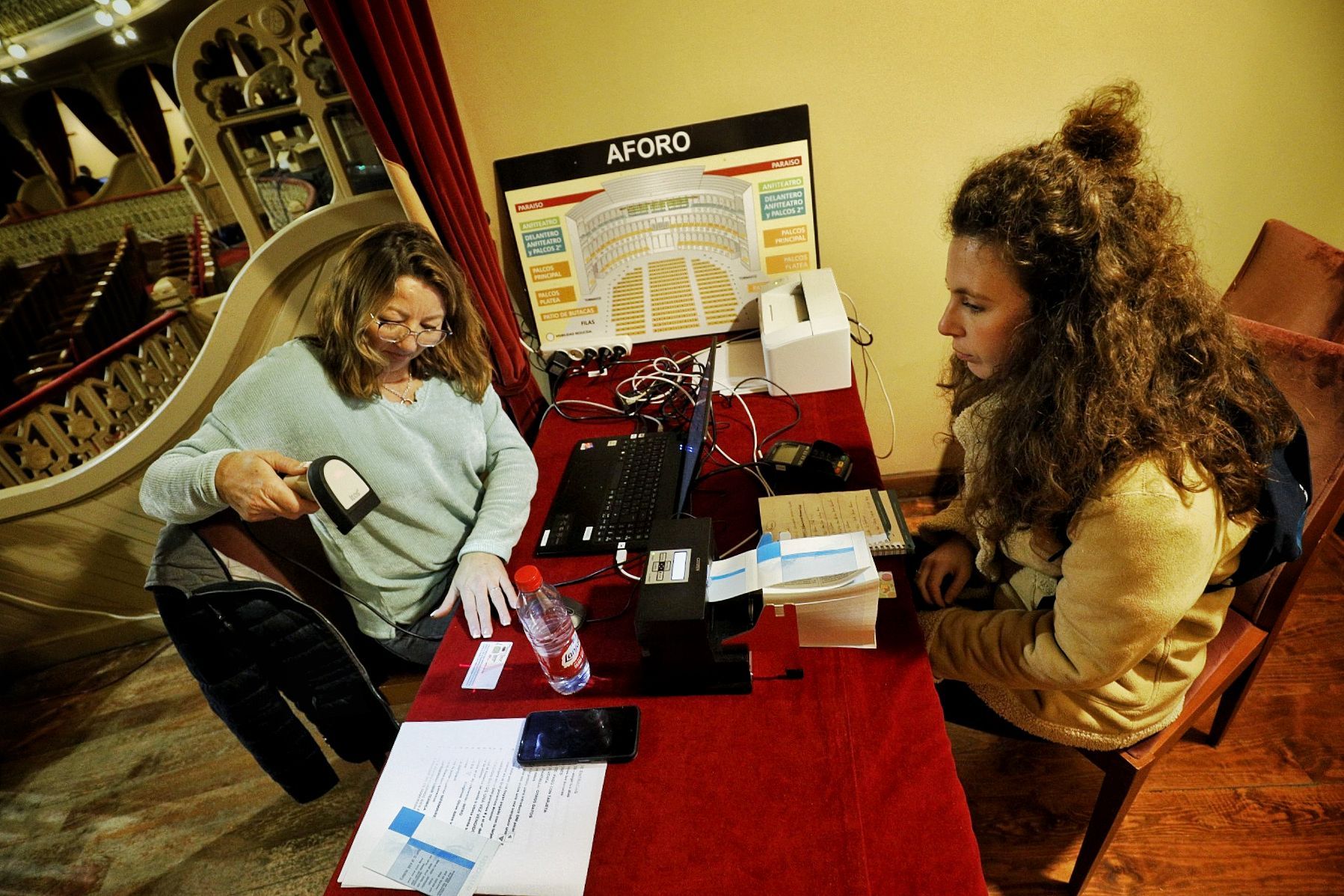 Imagen de la venta de entradas para el COAC en preliminares.