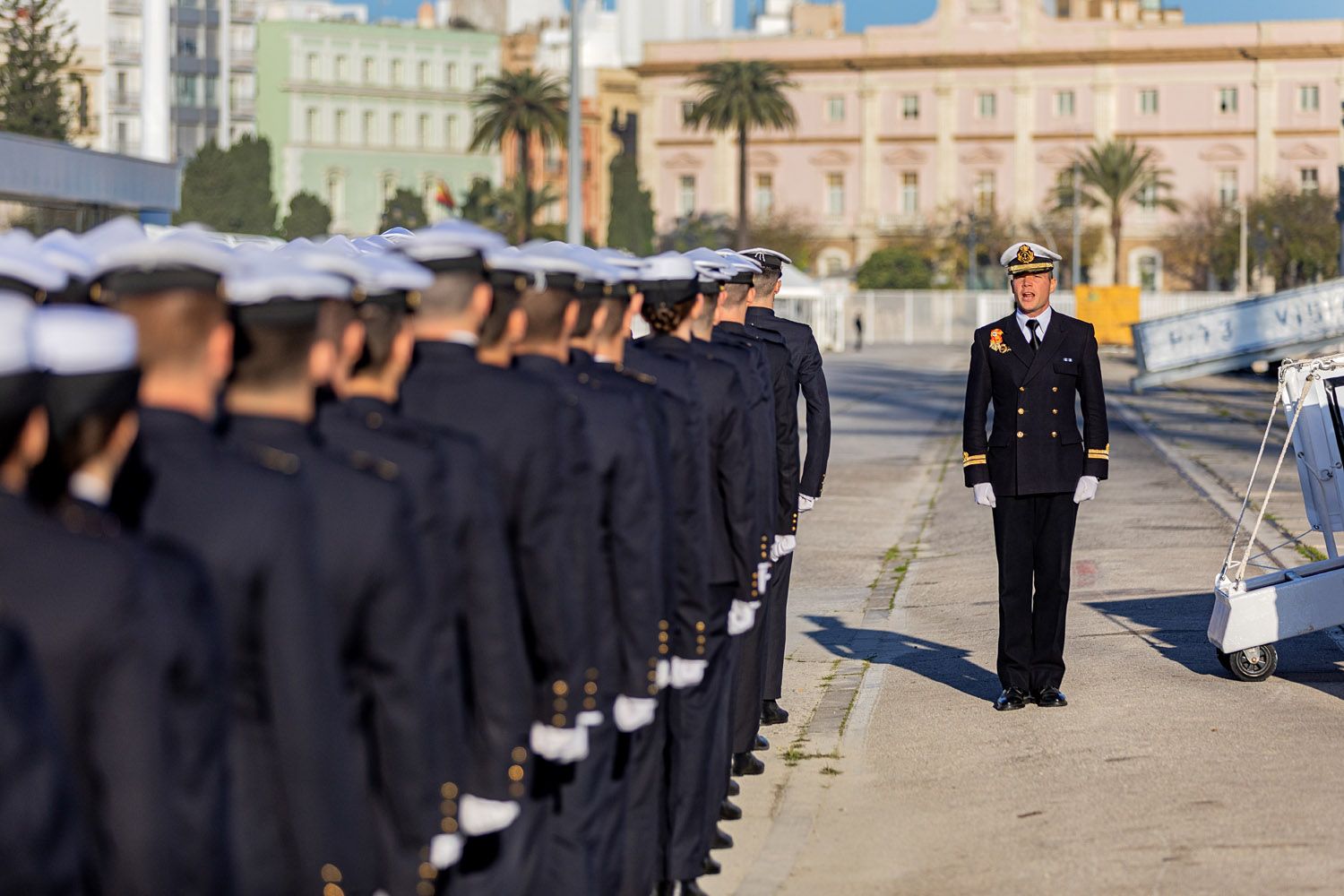 El buque escuela Juan Sebastián de Elcano sale de Cádiz 6 El buque escuela Juan Sebastián de Elcano sale de Cádiz 6