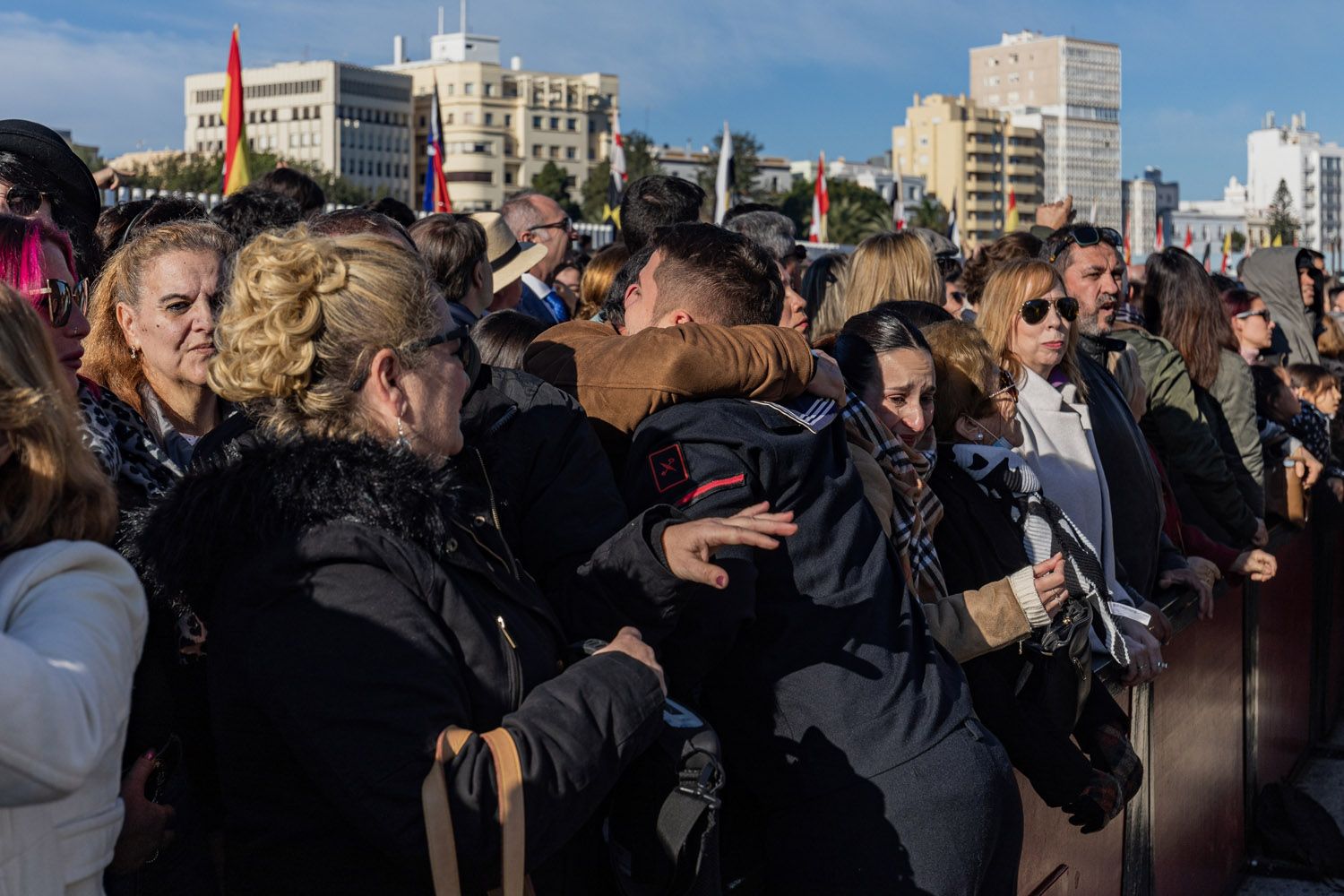 El buque escuela Juan Sebastián de Elcano sale de Cádiz 25 El buque escuela Juan Sebastián de Elcano sale de Cádiz 25