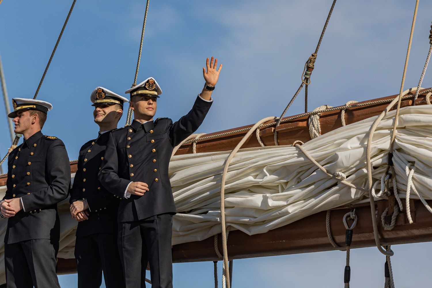 El buque escuela Juan Sebastián de Elcano sale de Cádiz 36 El buque escuela Juan Sebastián de Elcano sale de Cádiz 36