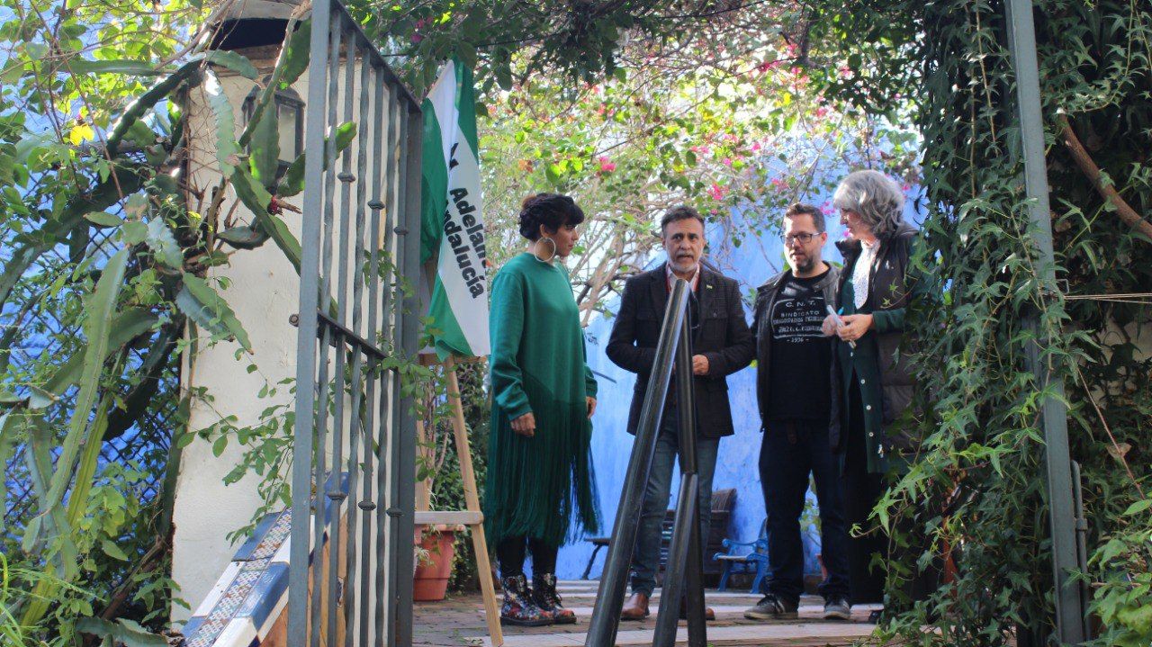 Carlos Fernández, candidato de Adelante Jerez, con Teresa Rodríguez, José Ignacio García y Pilar González.