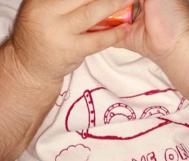 Efecto provocado en bebés por el omeprazol contaminado. FOTO: CANAL SUR