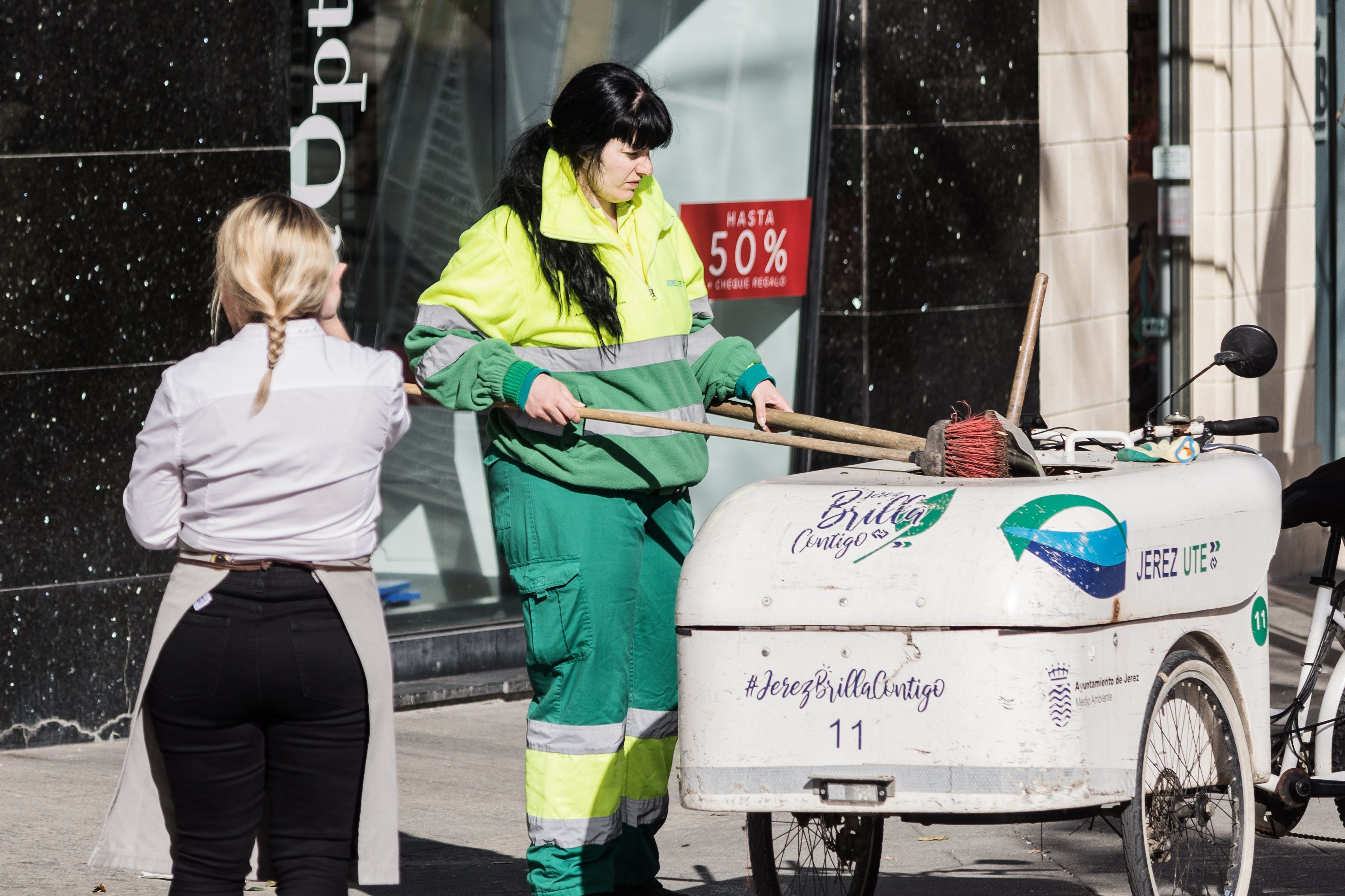 Una barrendera, en una imagen reciente.