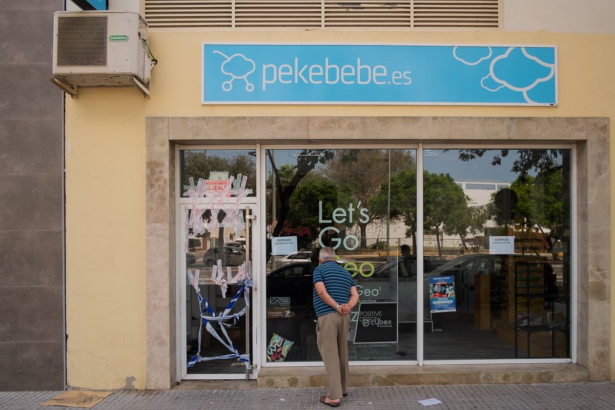 Vista general de la tienda Pekebebé en Jerez. FOTO: MANU GARCÍA