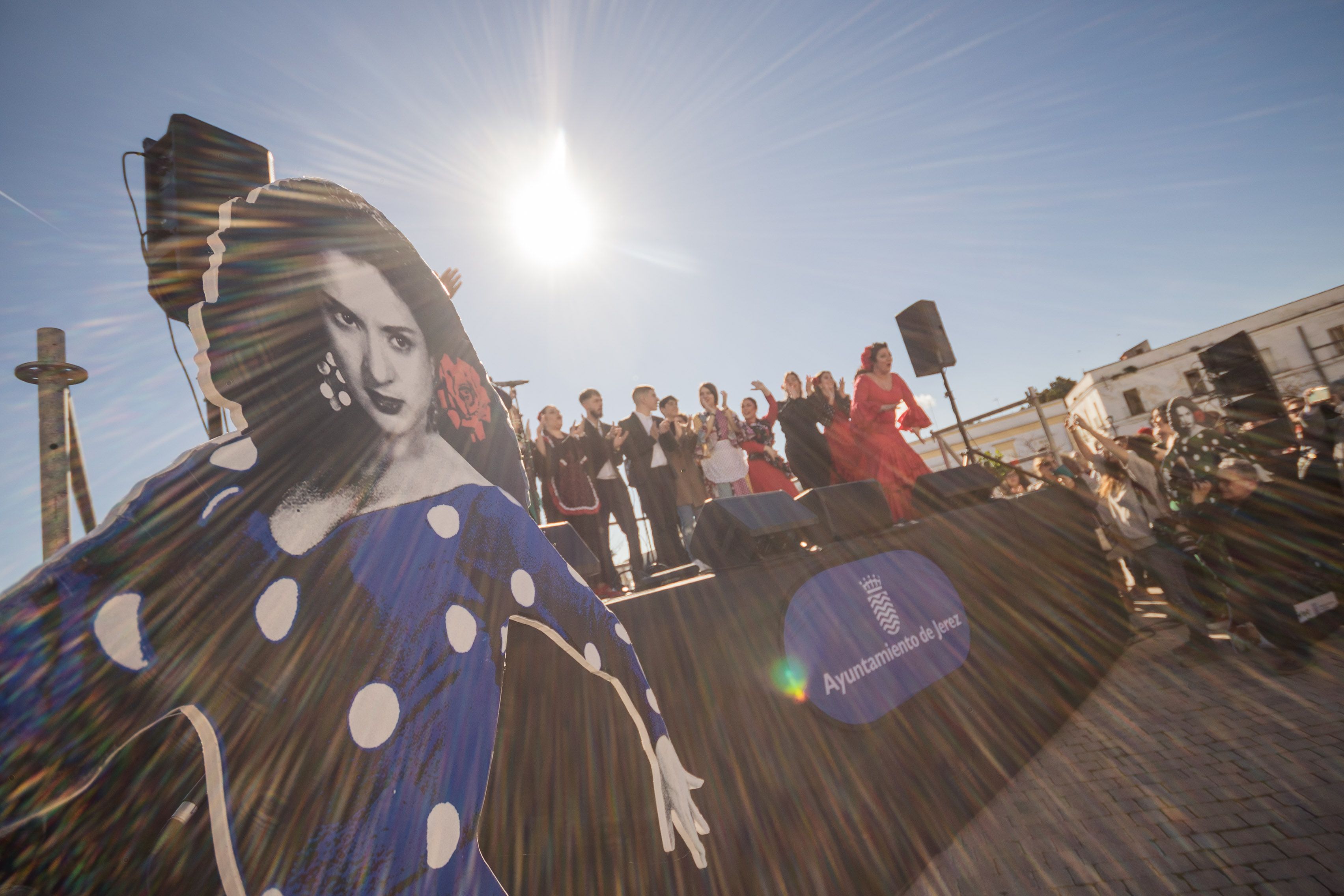 Una silueta de Lola Flores, en el acto de homenaje por su centenario.