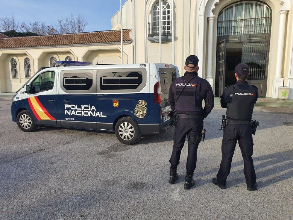 Agentes de la Policía Nacional, en una imagen de archivo, han realizado una macrooperación en Lebrija.