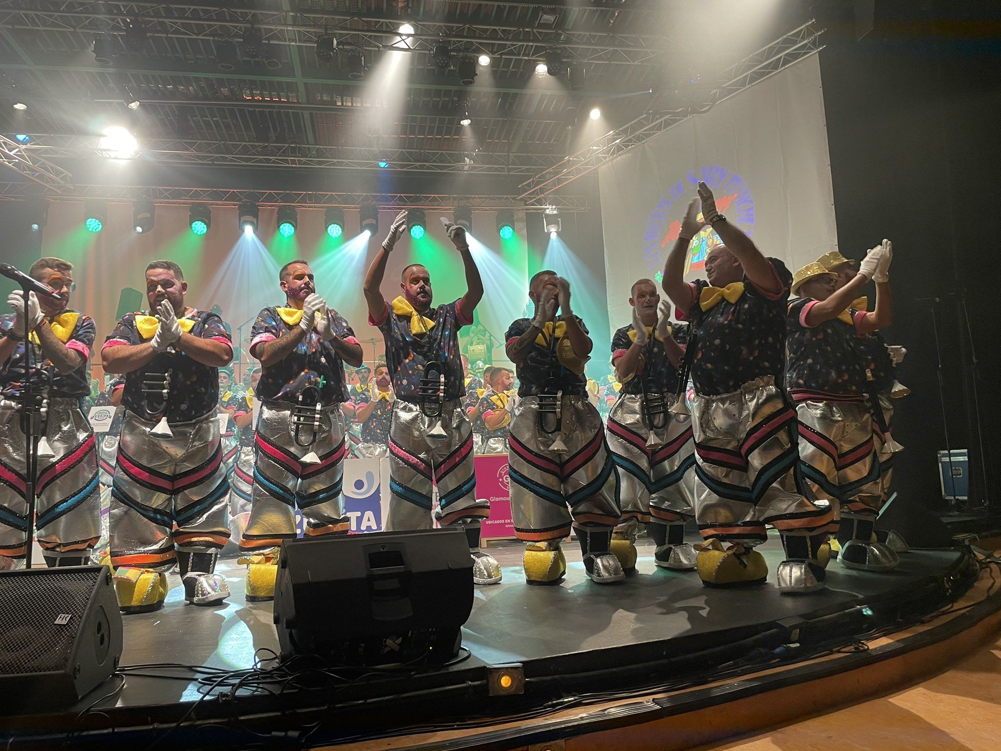 La murga 'Los Nietos de SaryManchez', en una actuación reciente.