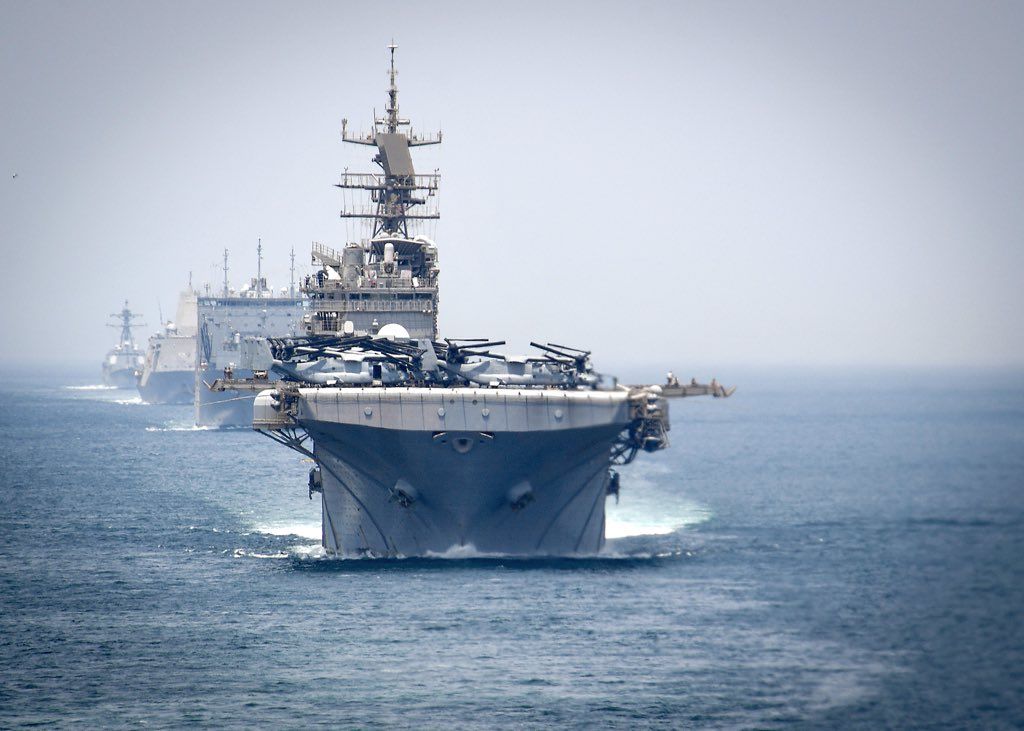 El USS Bataan es un buque de asalto anfibio multipropósito, transporta a más de 2.500 marineros e infantes de marina.
