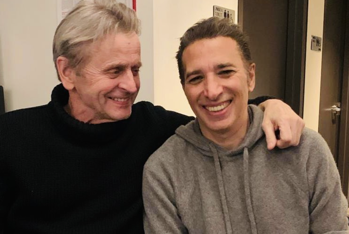 Mijaíl Baryshnikov e Israel Galván, dos maestros de tú a tú en Nueva York, en una imagen que el bailaor sevillano ha subido a su cuenta de Facebook.
